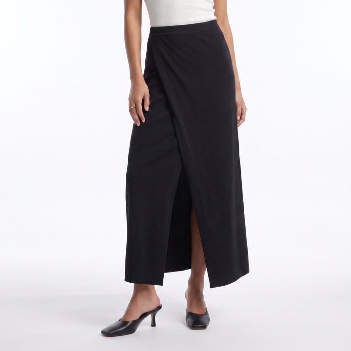 Sunoire gwendolyn maxirock aus weichem rippstrick bottom front crop 01