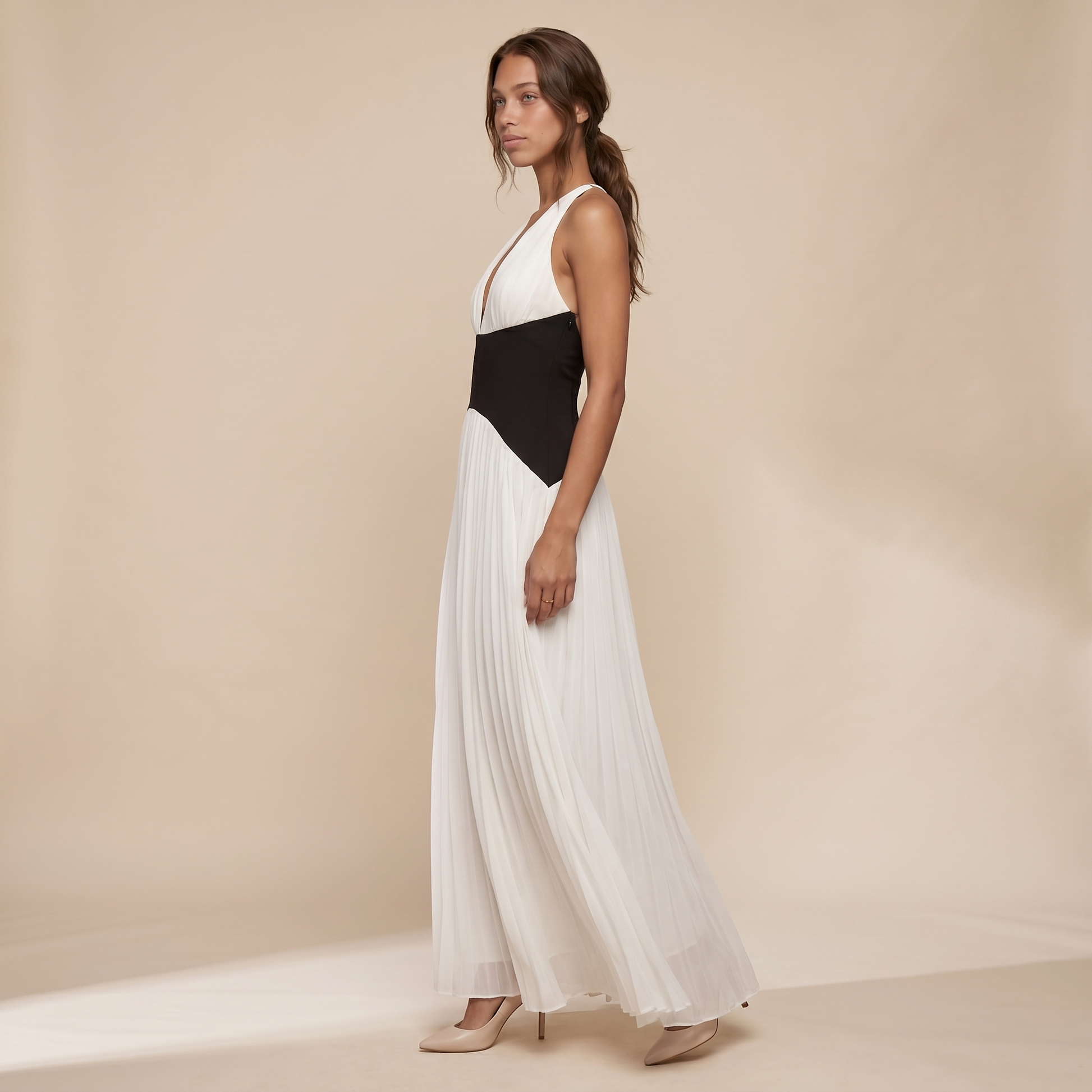 Sunoire helj08 cross border black backless dress side view 01