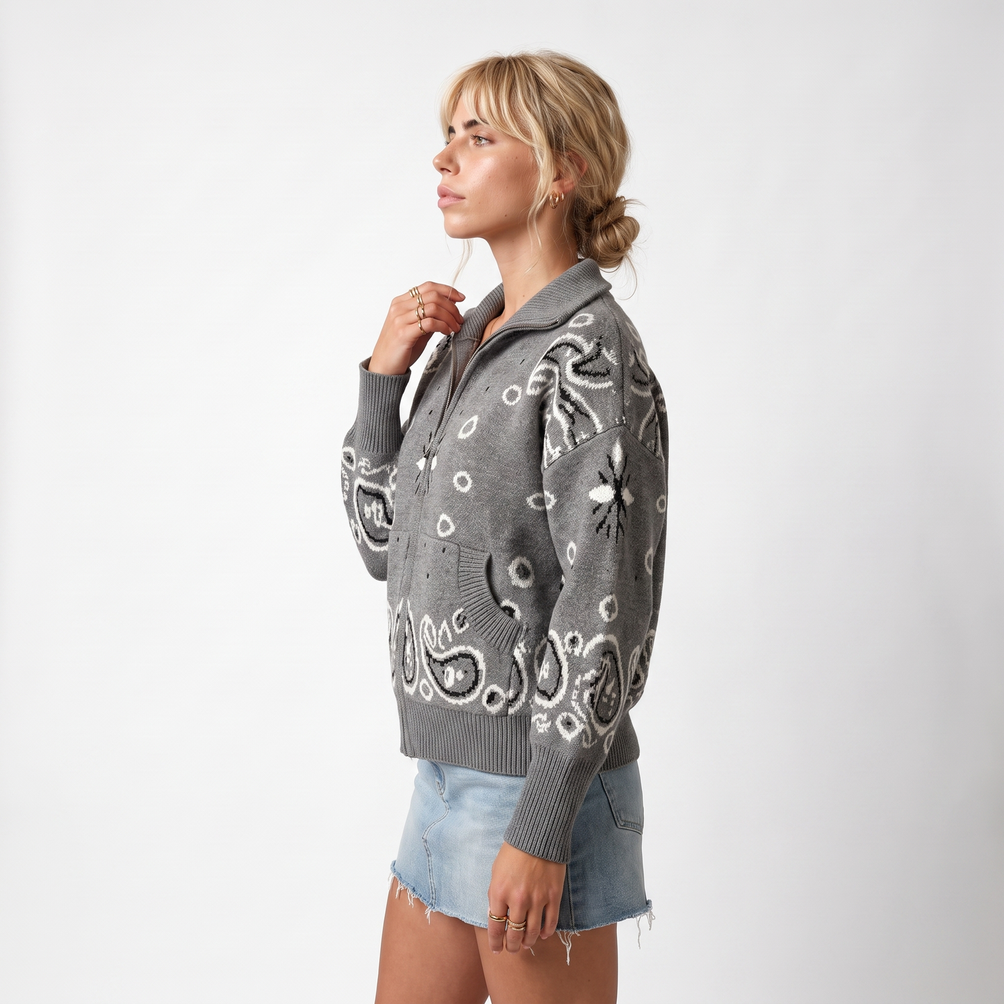 Sunoire jxwatcher 2026 new fashion long sleeved custom turtleneck zip up knit coat patterned cardigan autumn women jacquard sweater top side crop 01