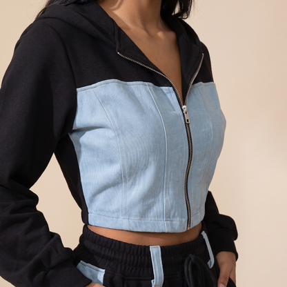 Sunoire lila black denim set worn detail 01