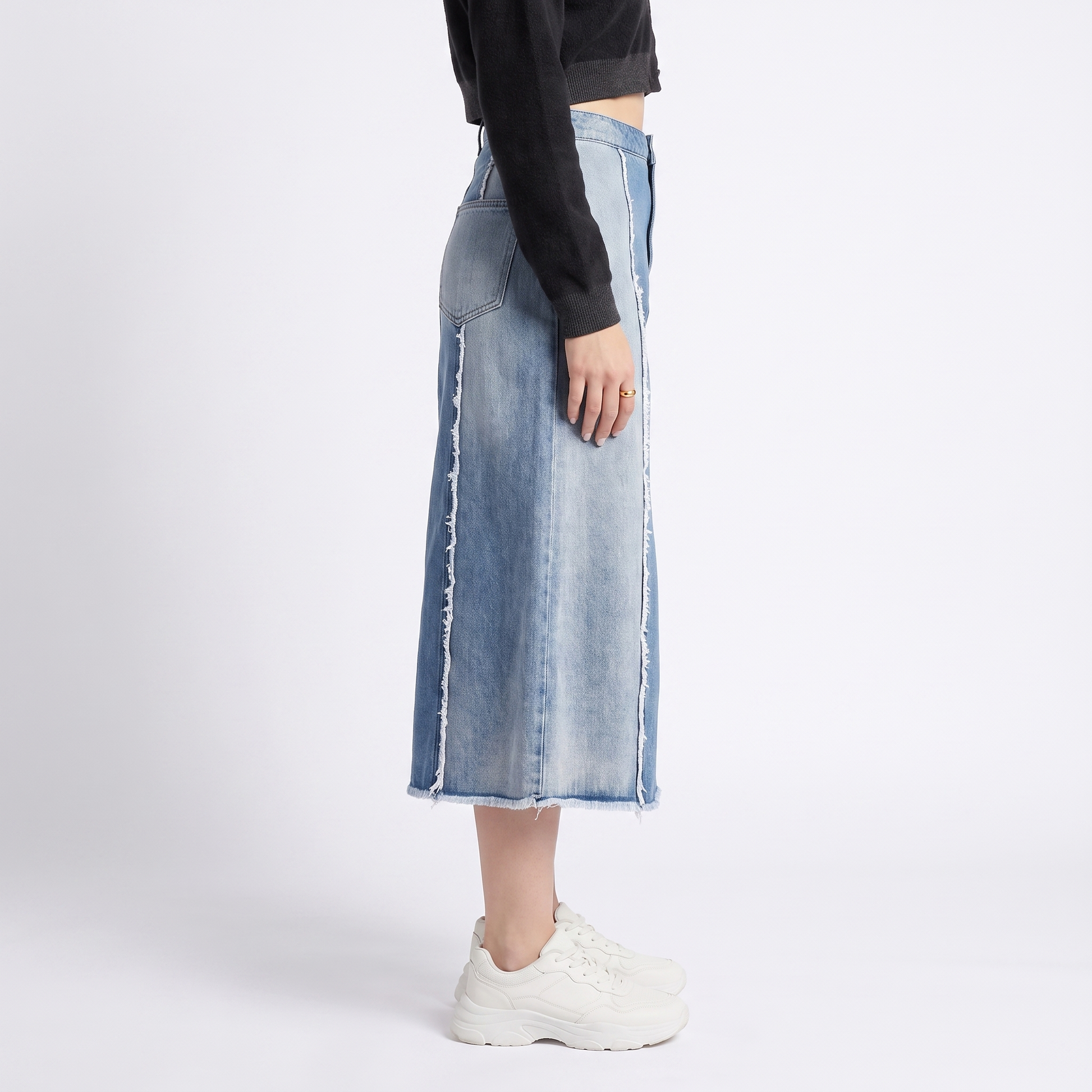 Sunoire lily panelled midi skirt elegant chic summer bottom side crop 01