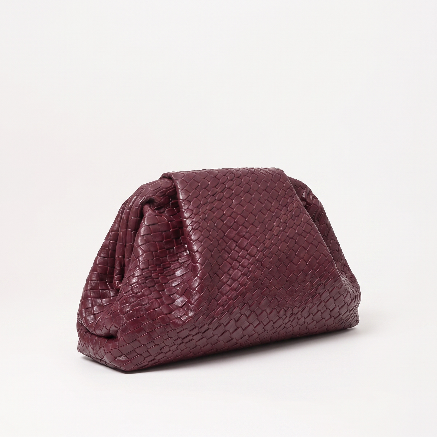 Sunoire margaux burgundy woven clutch 02 three quarter