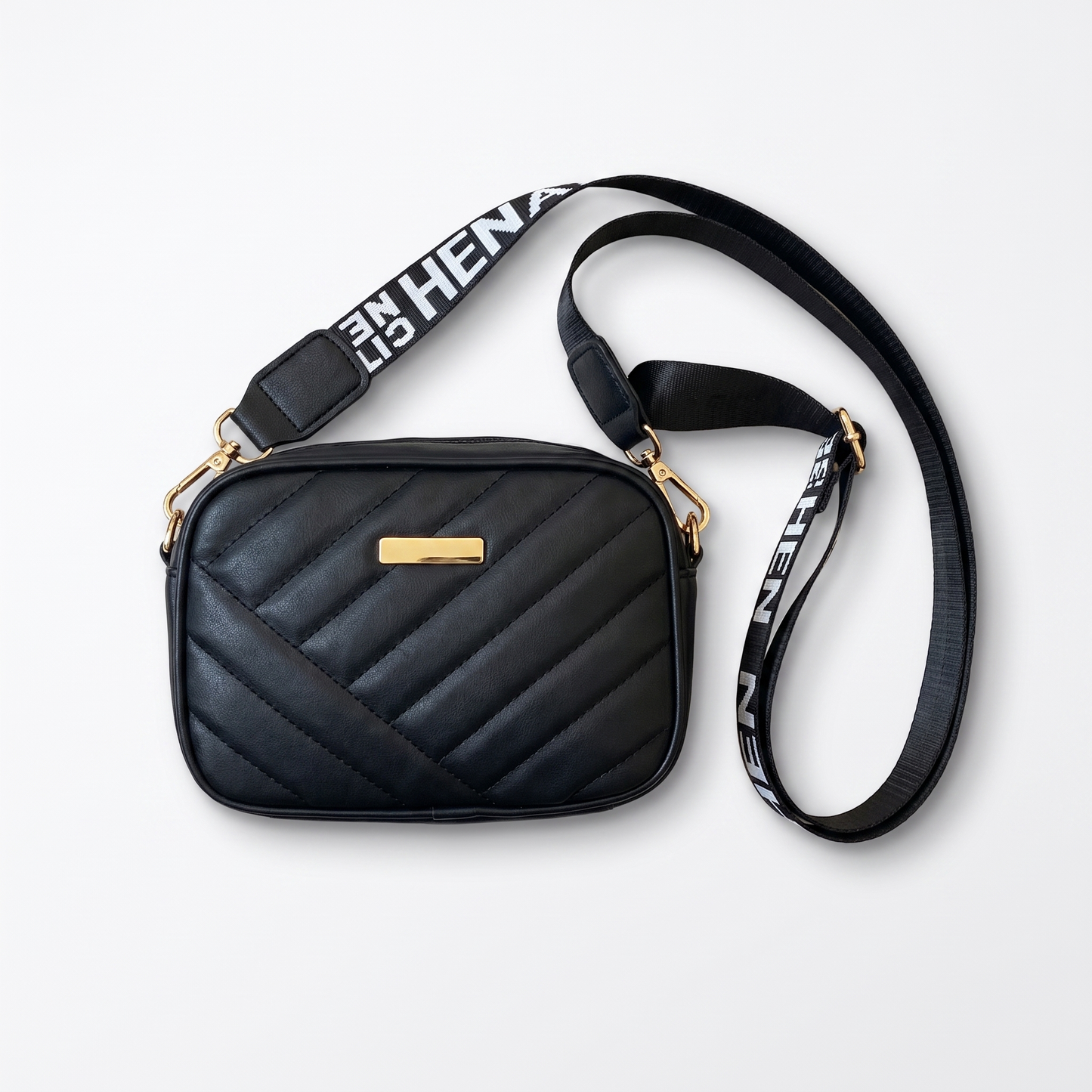 Sunoire marlowe black quilted crossbody bag 01 front