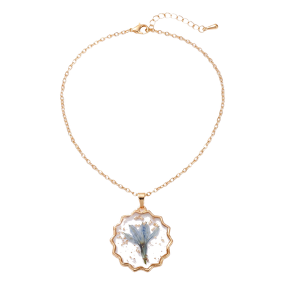 Sunoire non tarnish 18k gold plated korean bohemian pastoral small fragmented fashion dried flower charms pendant necklace for women 10 flatlay scalloped blue foil
