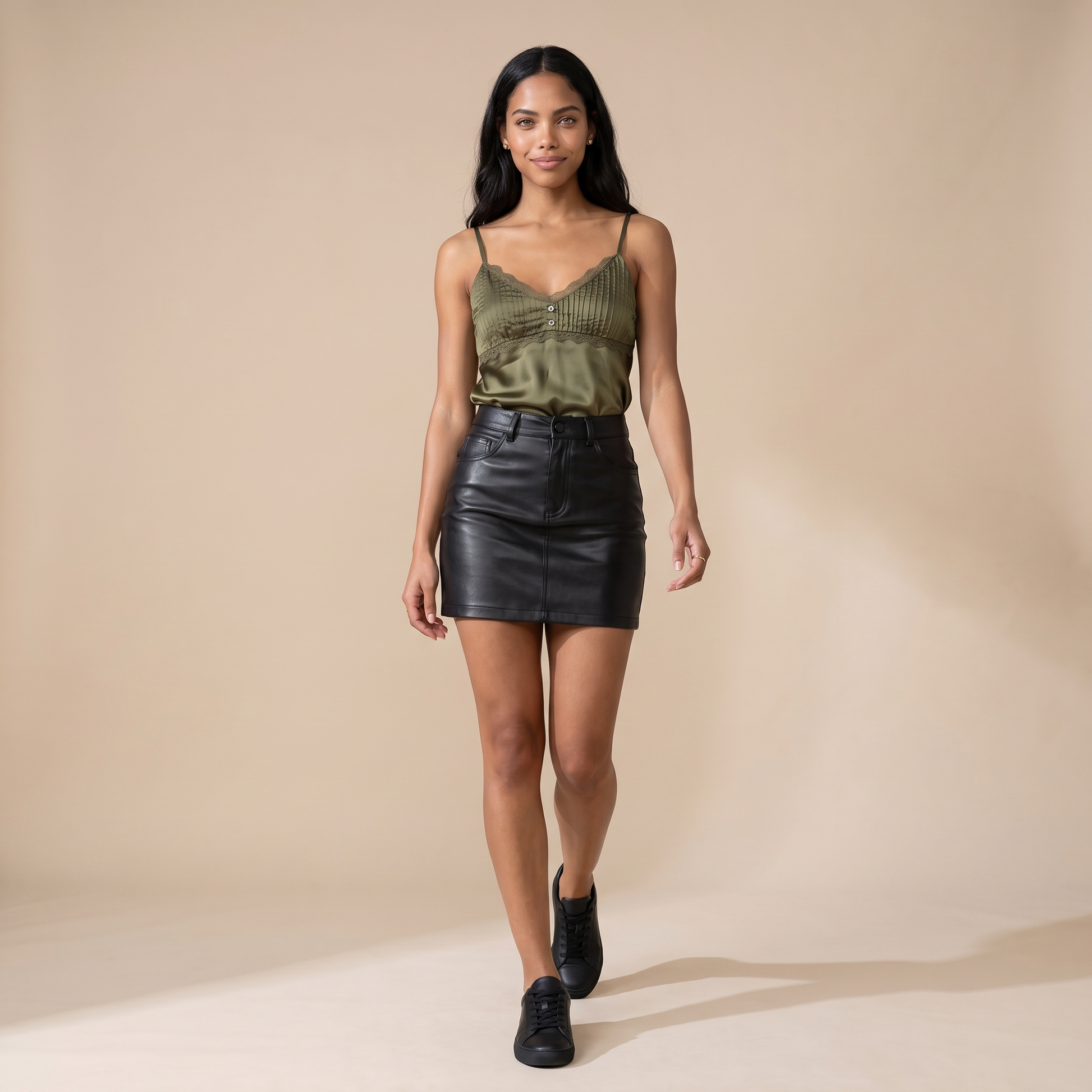 Sunoire nakoa black skirt front hero 01