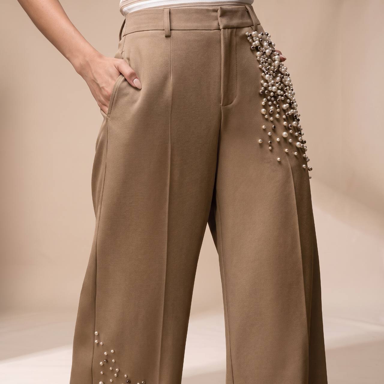 Sunoire paloma brown pleated dress detail crop 01