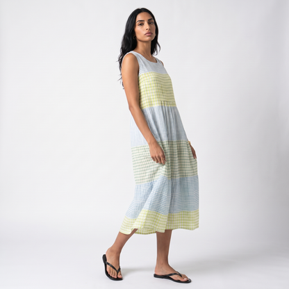 Sunoire pippa womens casual sleeveless relaxed midi dress three quarter 01