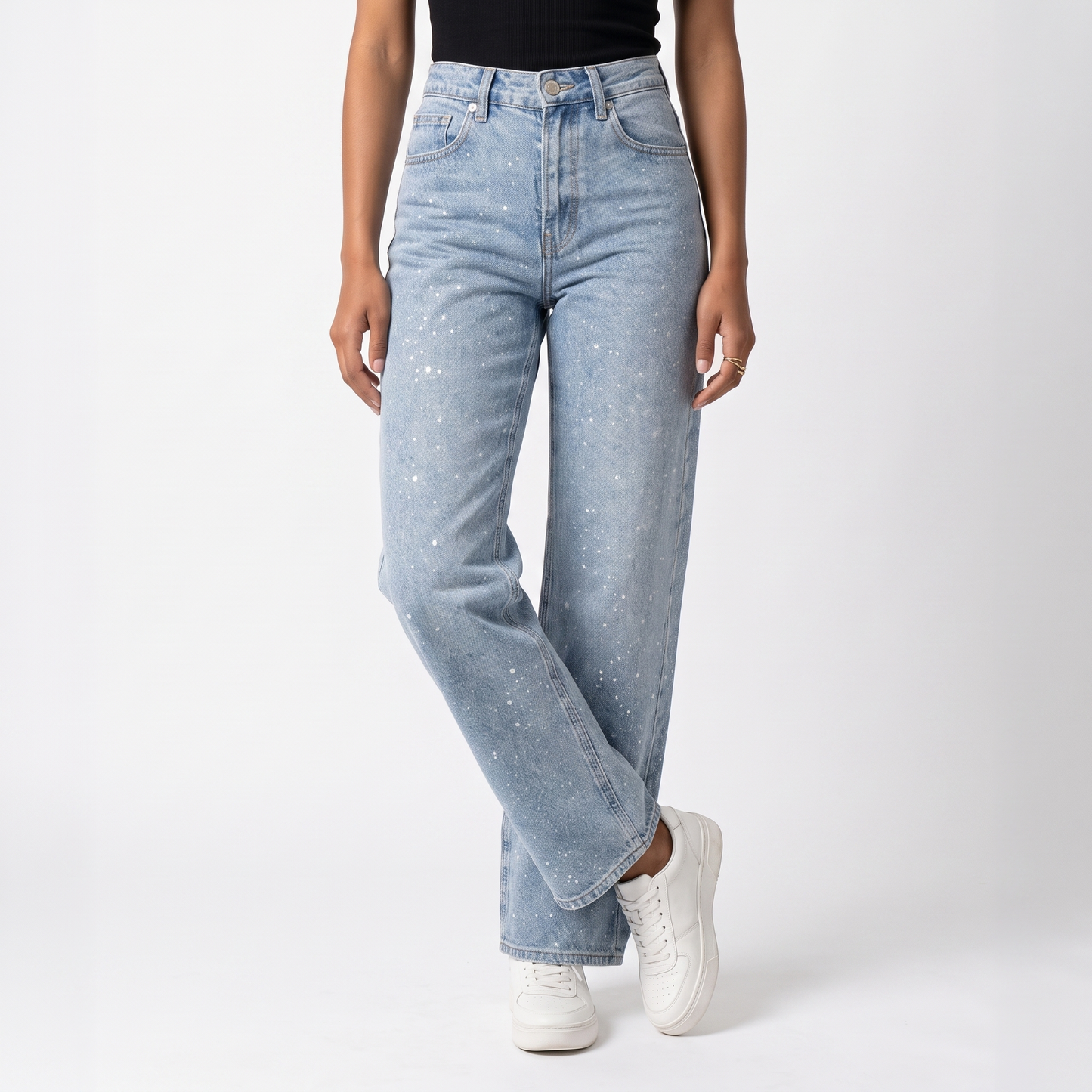 Sunoire rechte high waist jeans met subtiele glitterdetails elodie bottom front crop 01