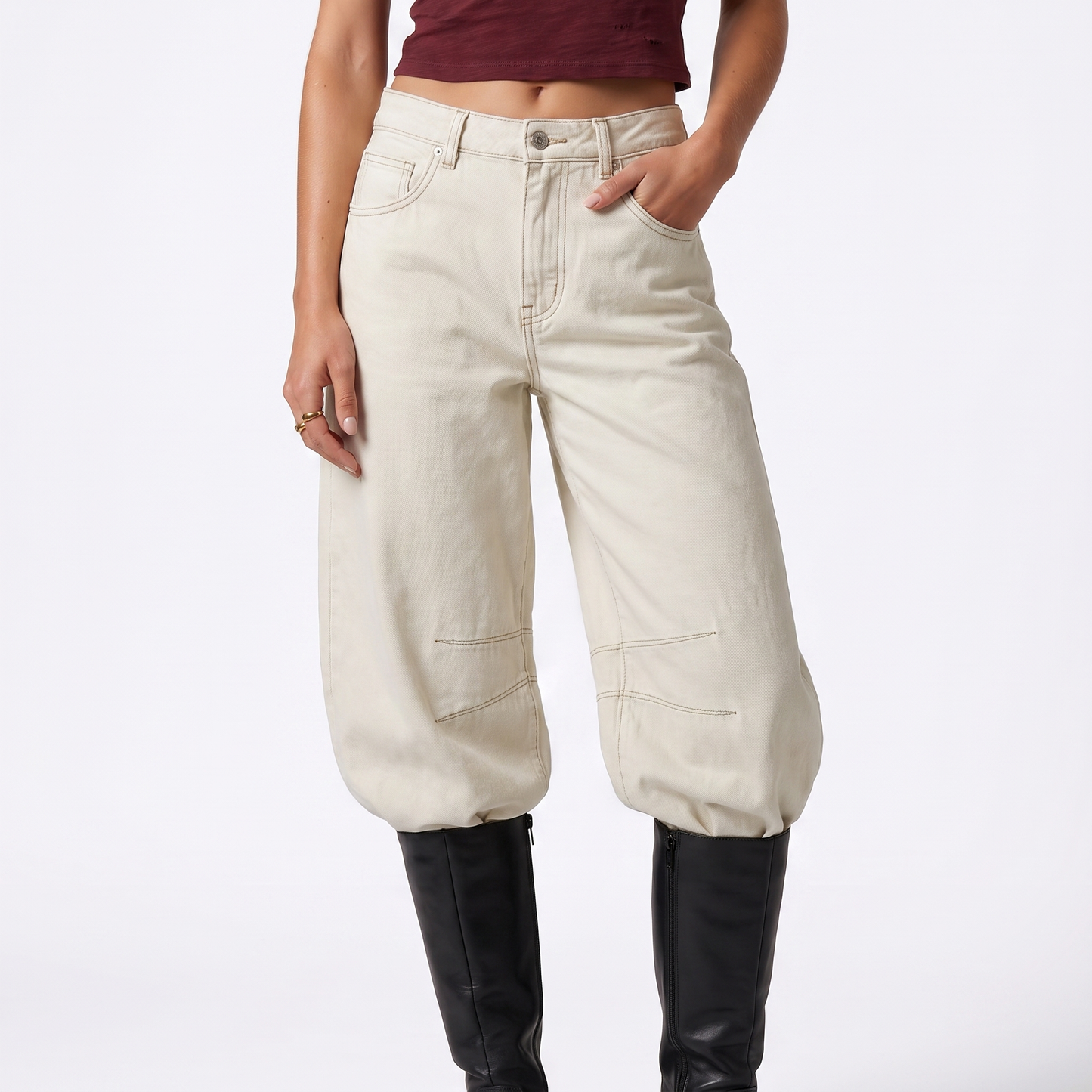 Sunoire relaxed barrel jeans noa colorway white front crop 01