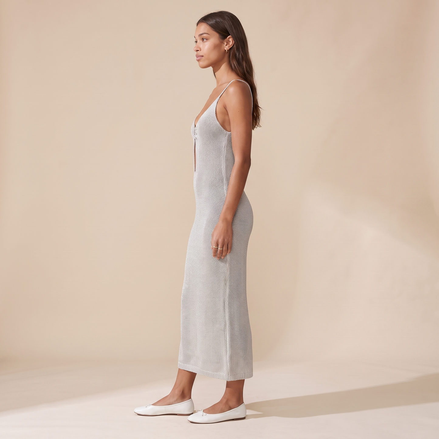 Sunoire rima white dress side view 01