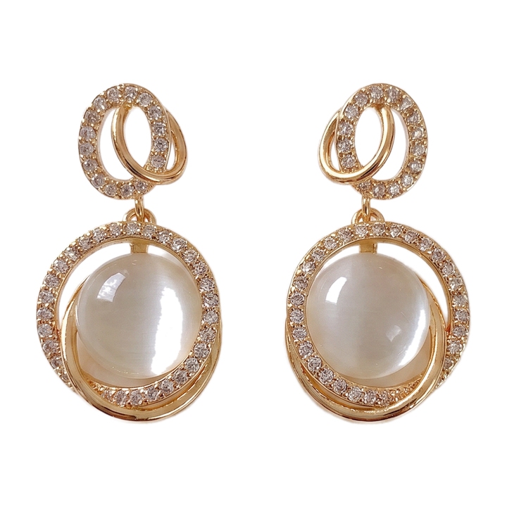 Sunoire new wholesale 925 silver needle alloy stereo geometry cat eye female stud temperament fashion earrings 01 flatlay gold