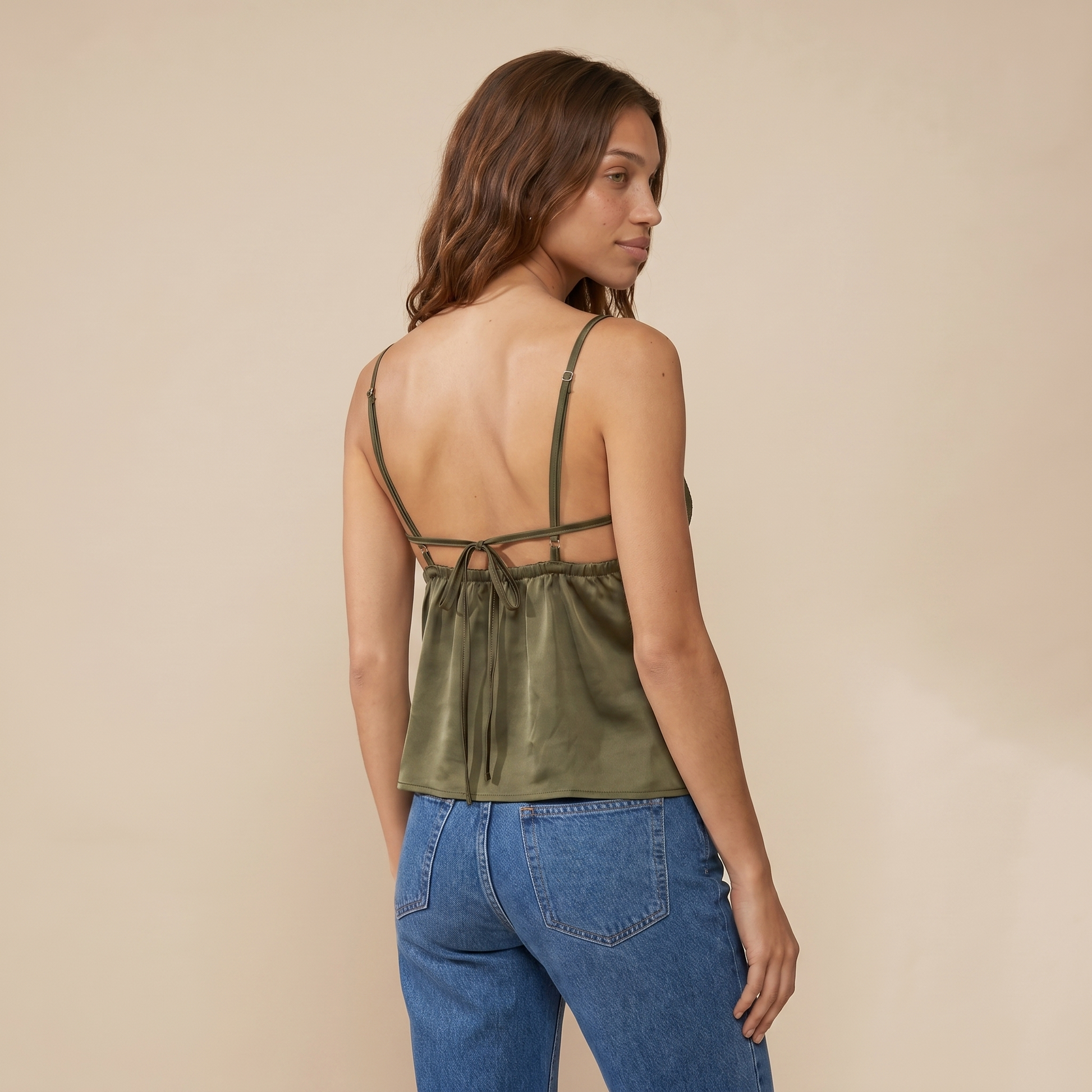 Sunoire s16745_green top back crop 01