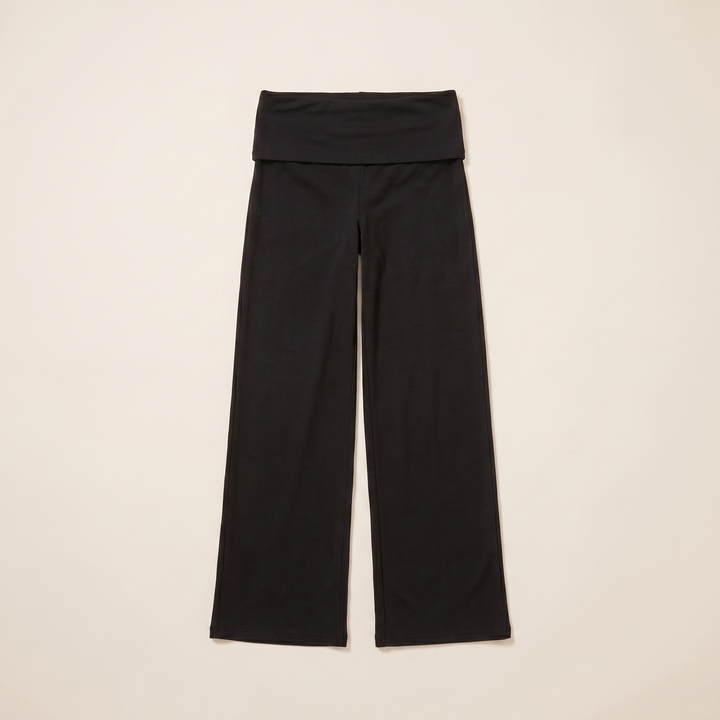 Sunoire s17091_black garment flatlay 01