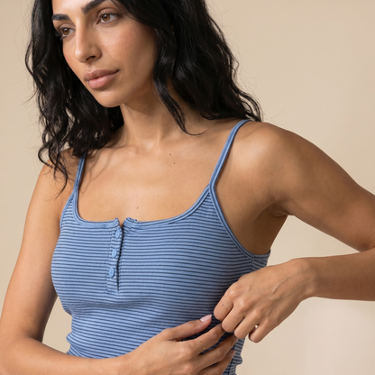 Sunoire s17324_blue top detail 01