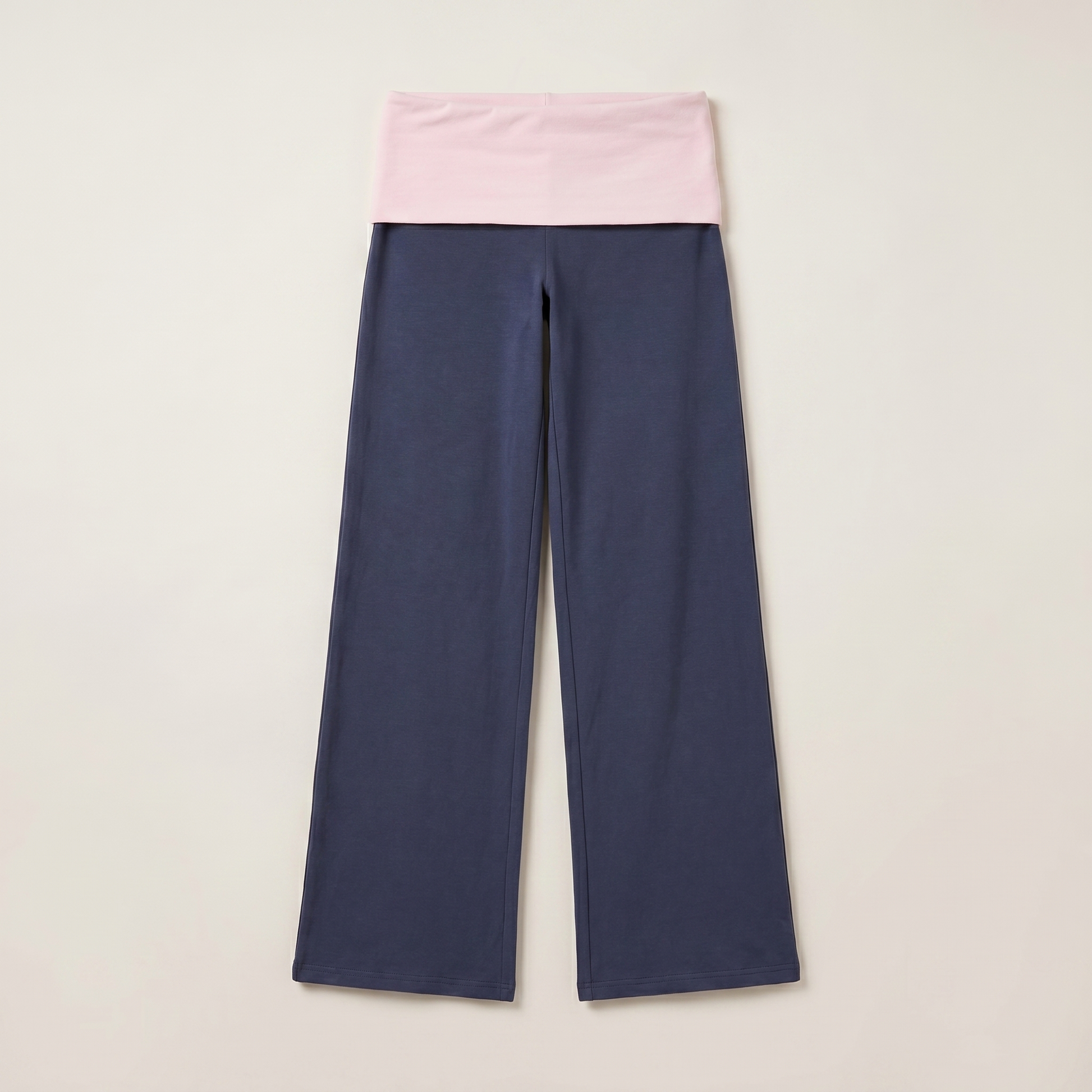 Sunoire s18408_navy garment flatlay 01