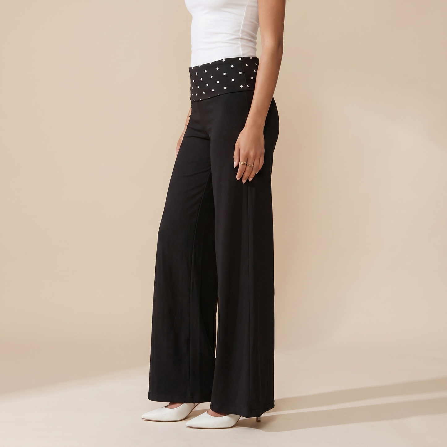 Sunoire s21143_black bottom side crop 01