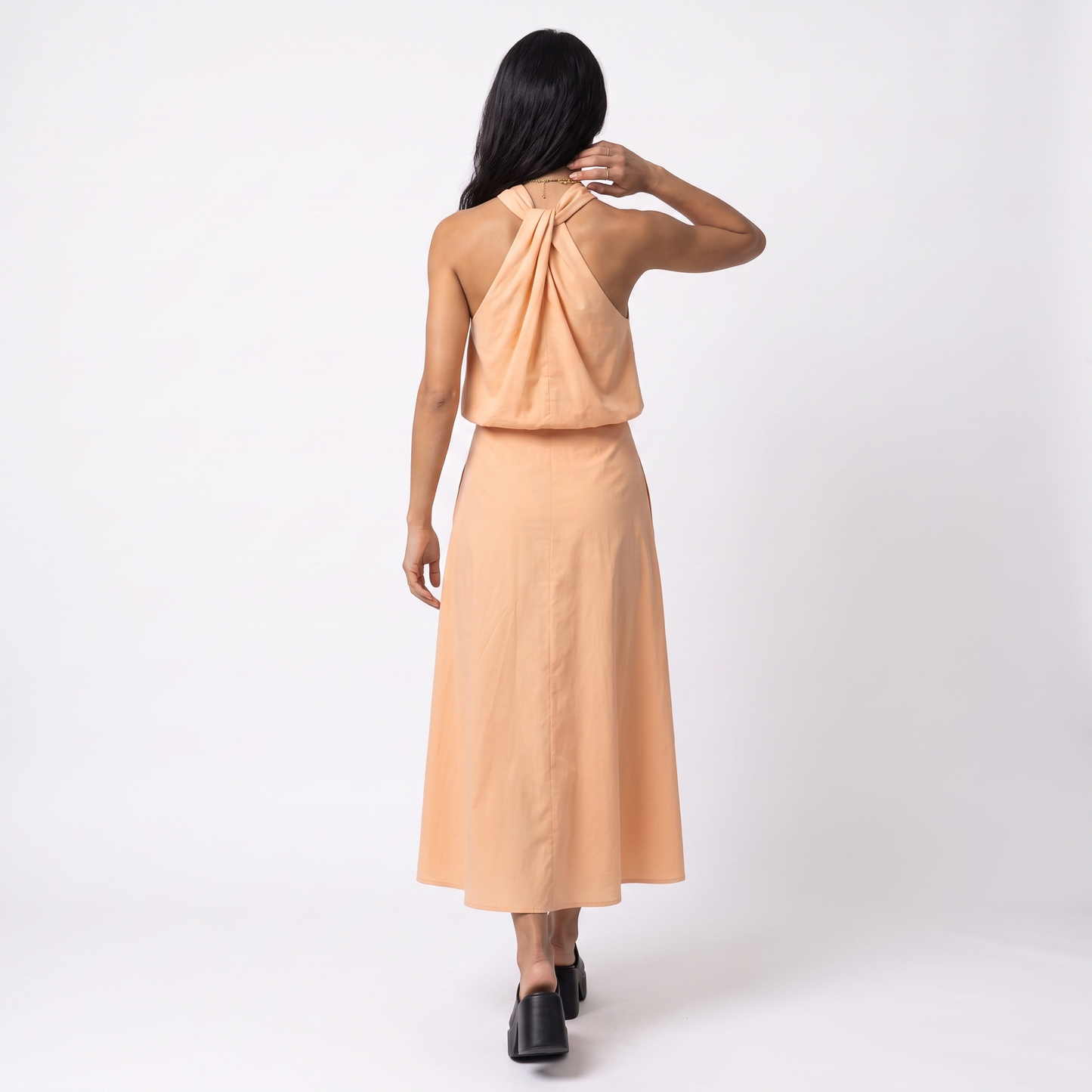 Sunoire solene back view 01