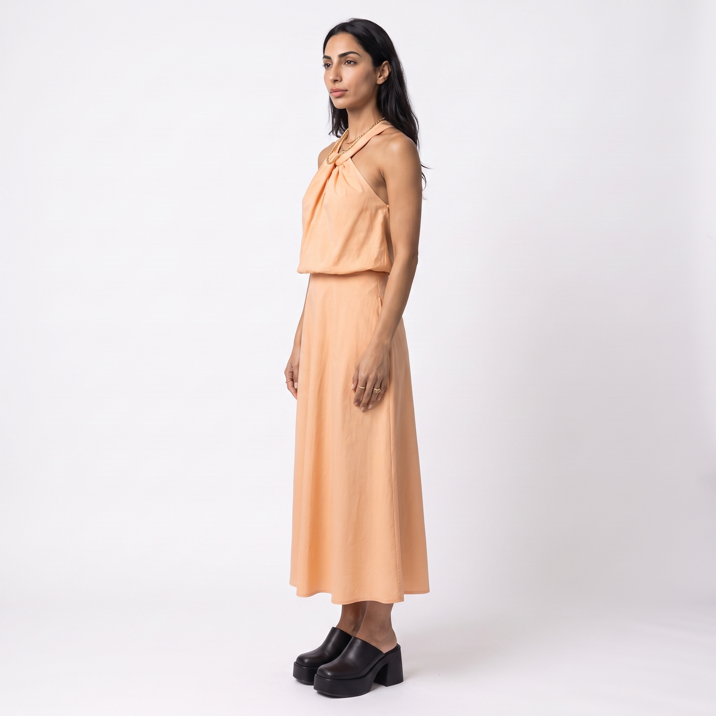 Sunoire solene side view 01