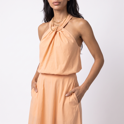 Sunoire solene torso crop 01