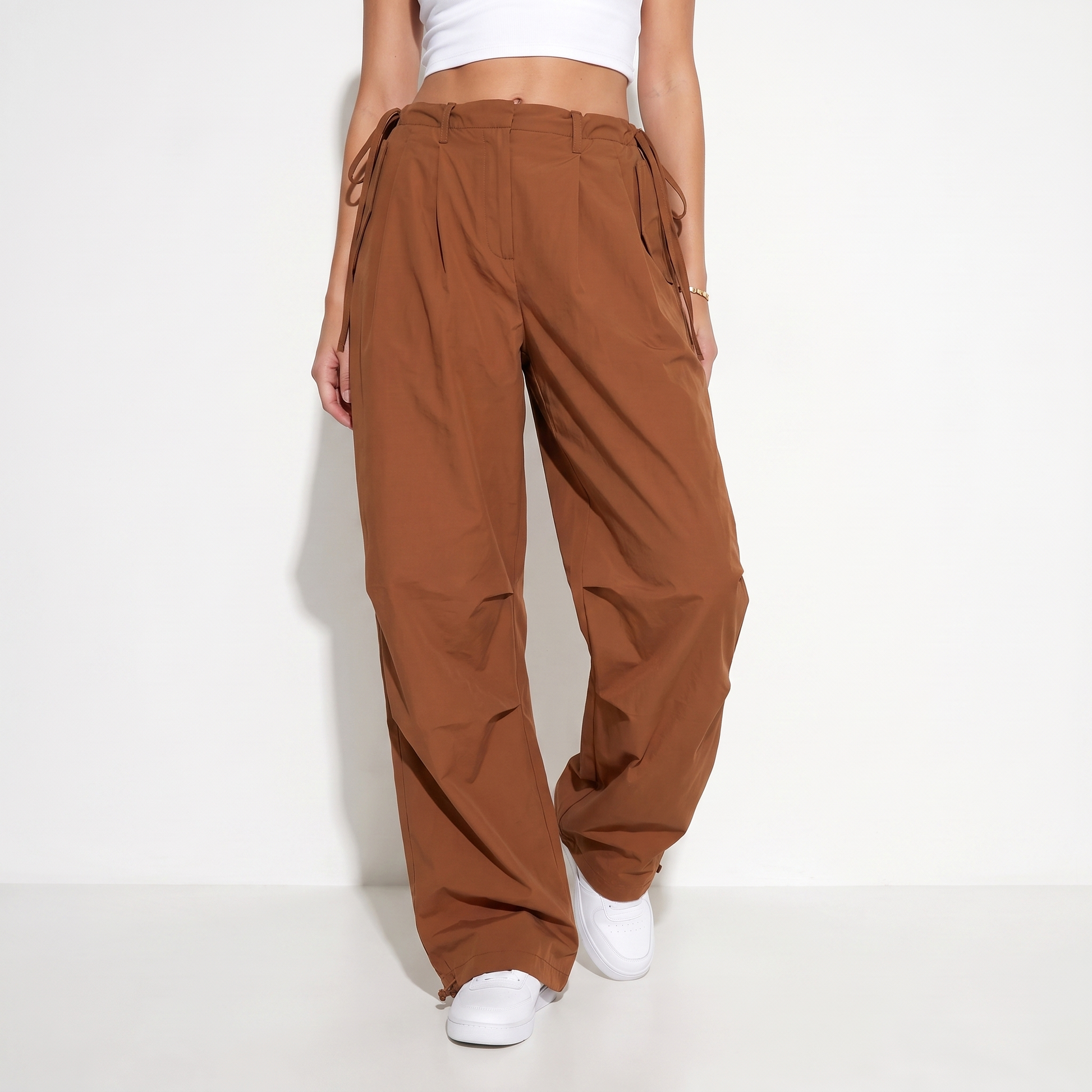 Sunoire streetwear workout casual pocket high waist wide leg cargo pants women loose baggy pants bottom front crop 01