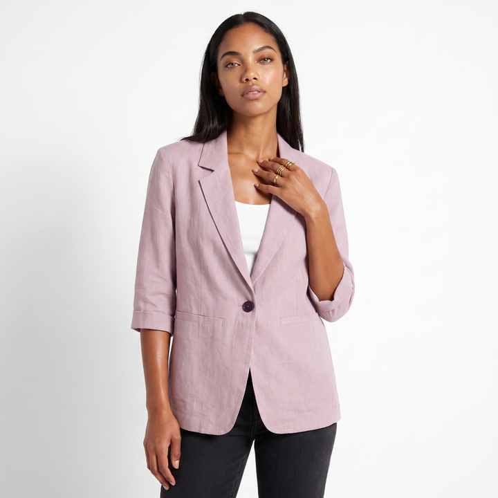 Sunoire tailored everyday blazer top front crop 01