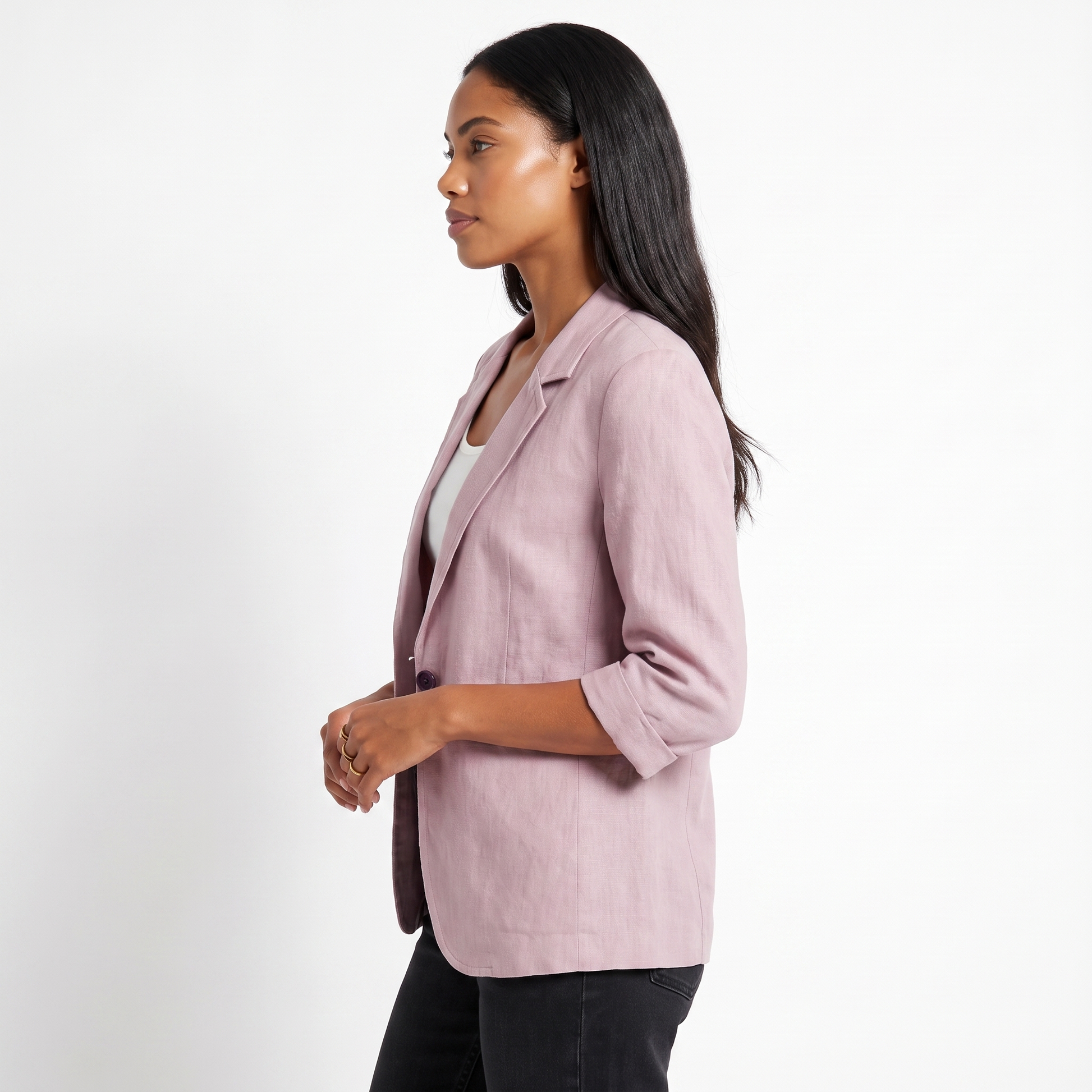 Sunoire tailored everyday blazer top side crop 01