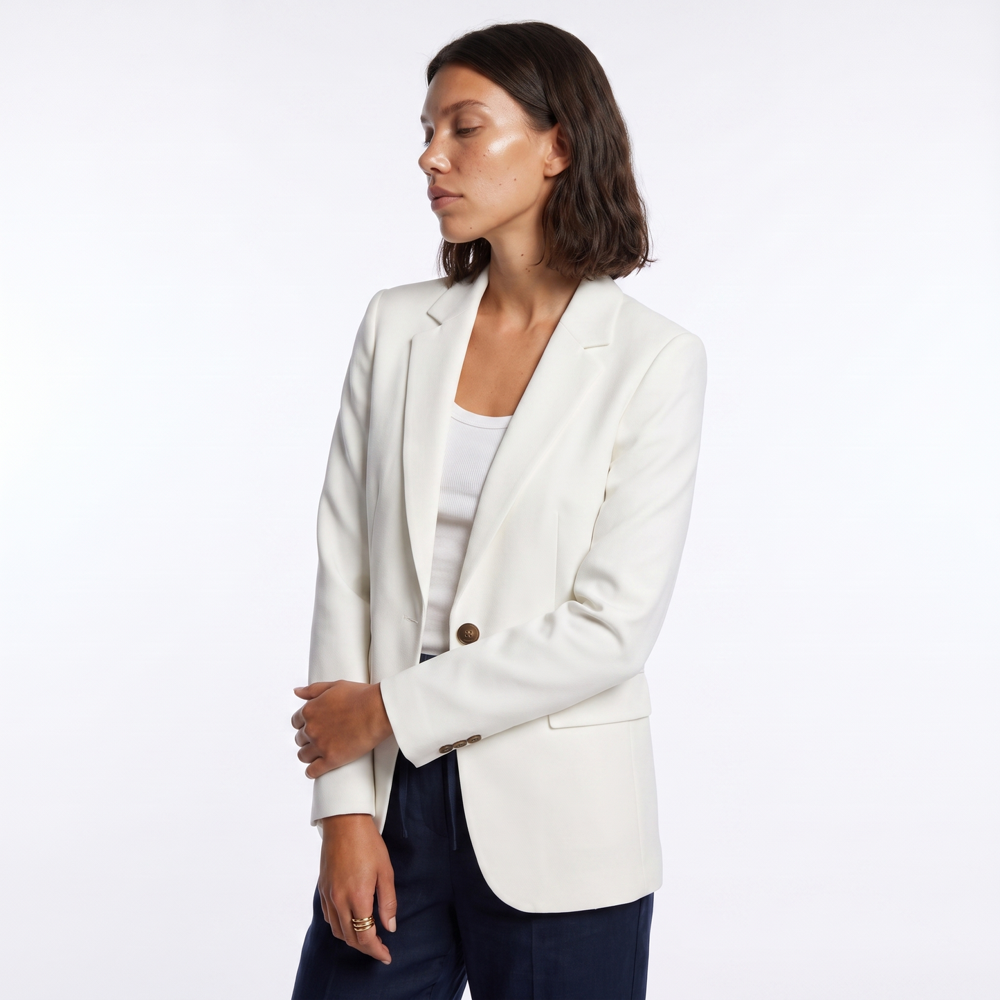 Sunoire tailored single breasted blazer top crop 3q 01