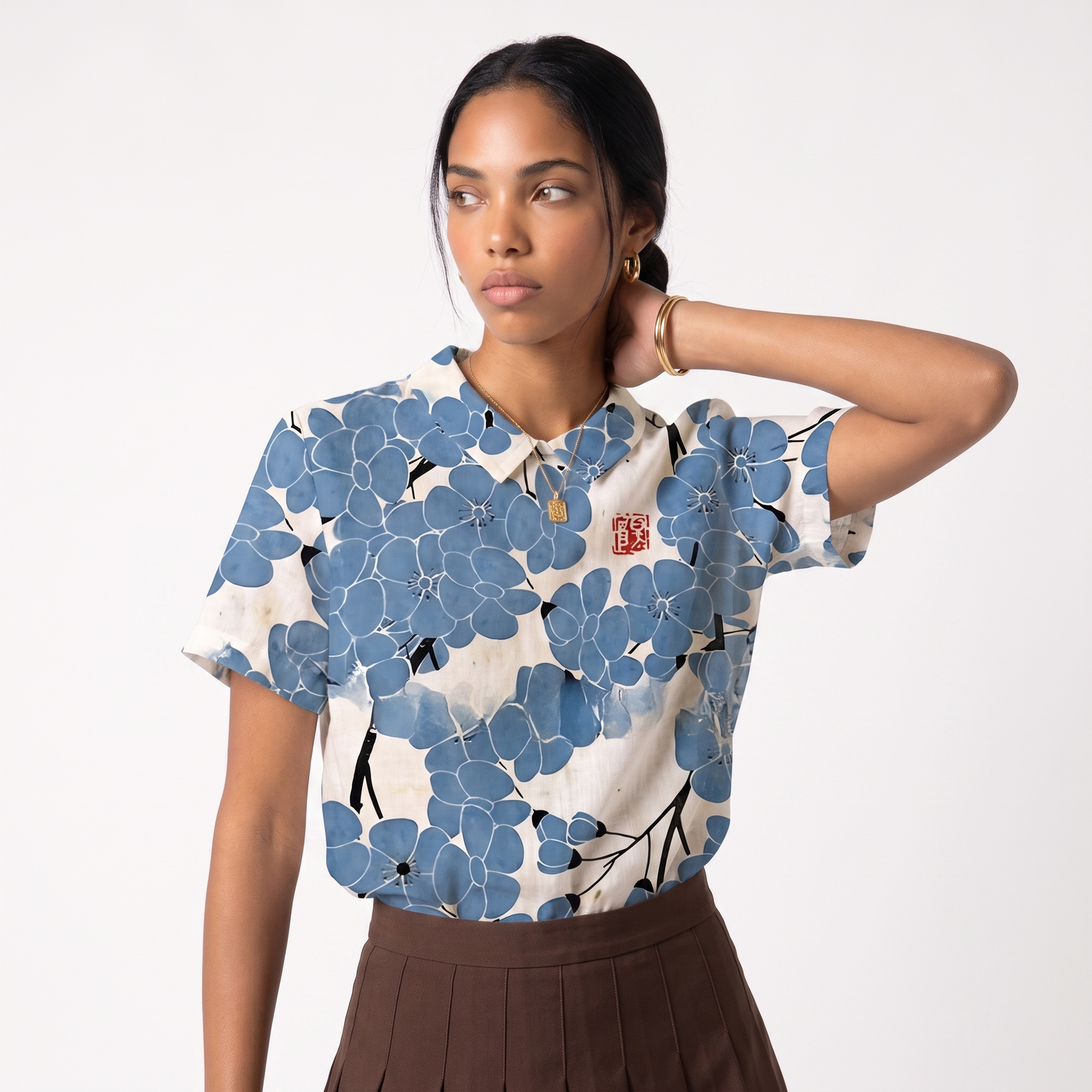 Linen Short Sleeve Floral Collared Blouse in Cobalt Blossom colorway