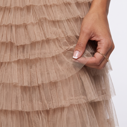 Sunoire theresa layered tulle midi skirt bottom detail 01