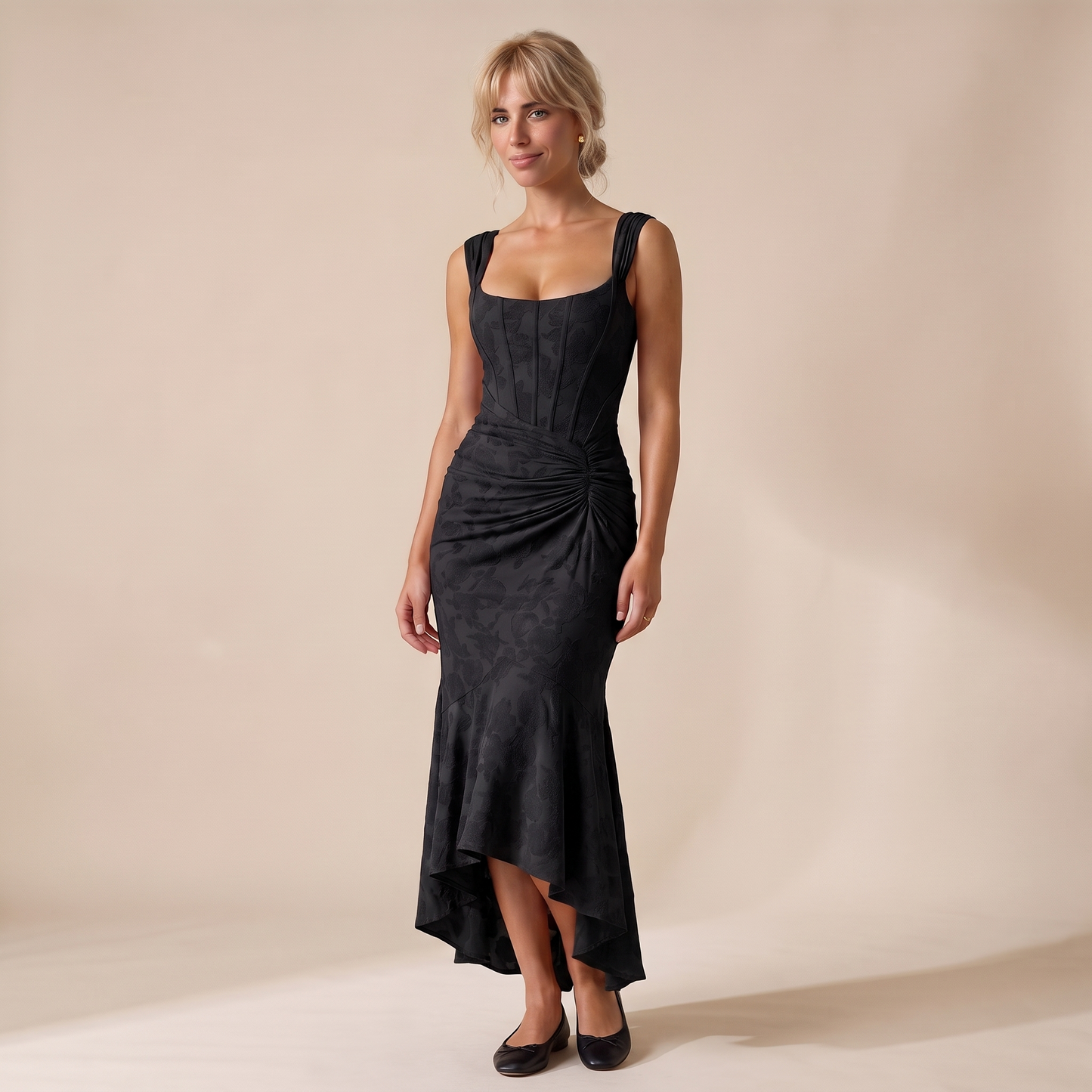 Sunoire women s floral corset maxi dress with asymmetrical hem sculpted silhouette colorway black front hero 01