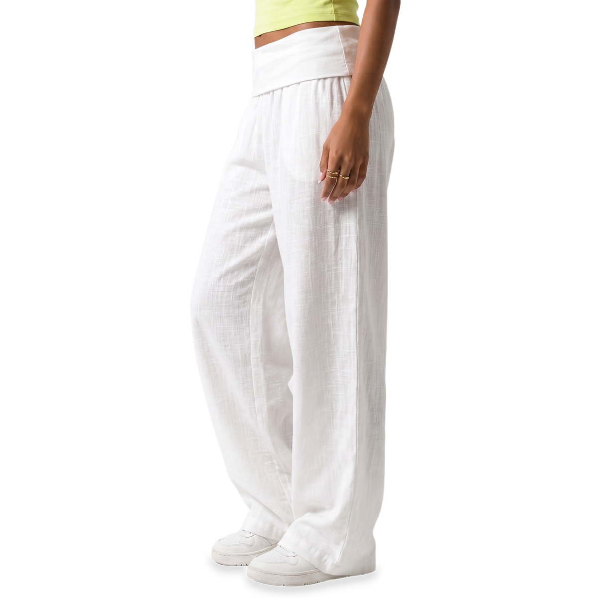 Sunoire white foldover wide leg pants bottom side crop 01