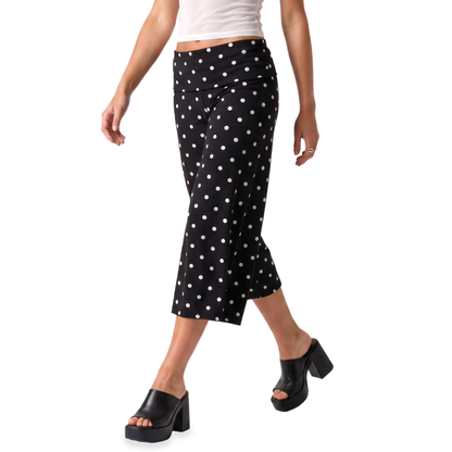 Sunoire black polka dot gaucho capri pants bottom crop 3q 01
