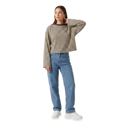 Sunoire striped contrast collar crop top front hero 01