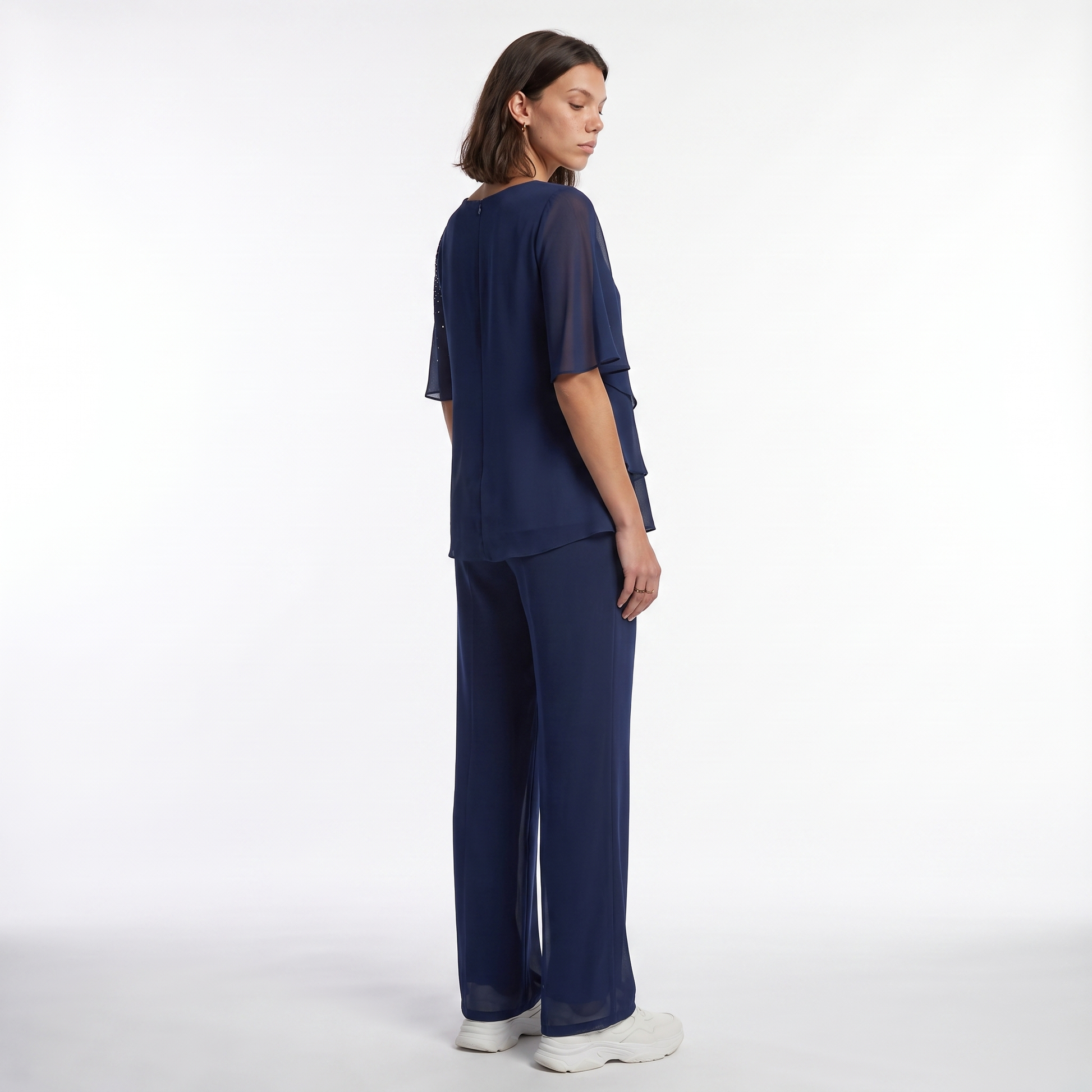 Sunoire women s top and trousers set with layered top and straight legs three quarter 01