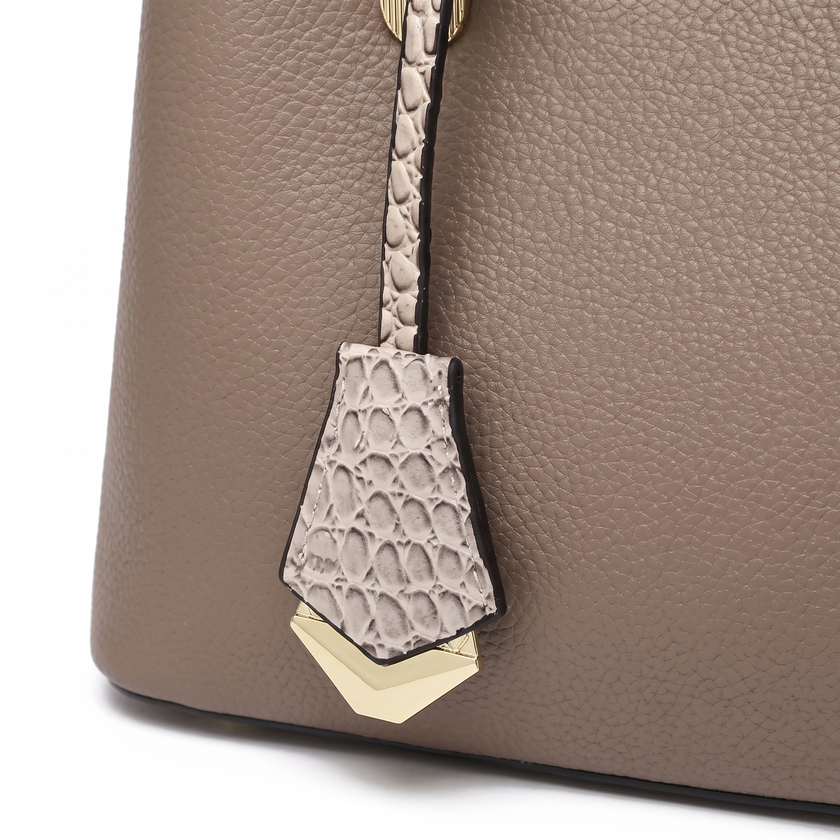 Women's 3 Piece Handbag and Purse Set, hardware close-up