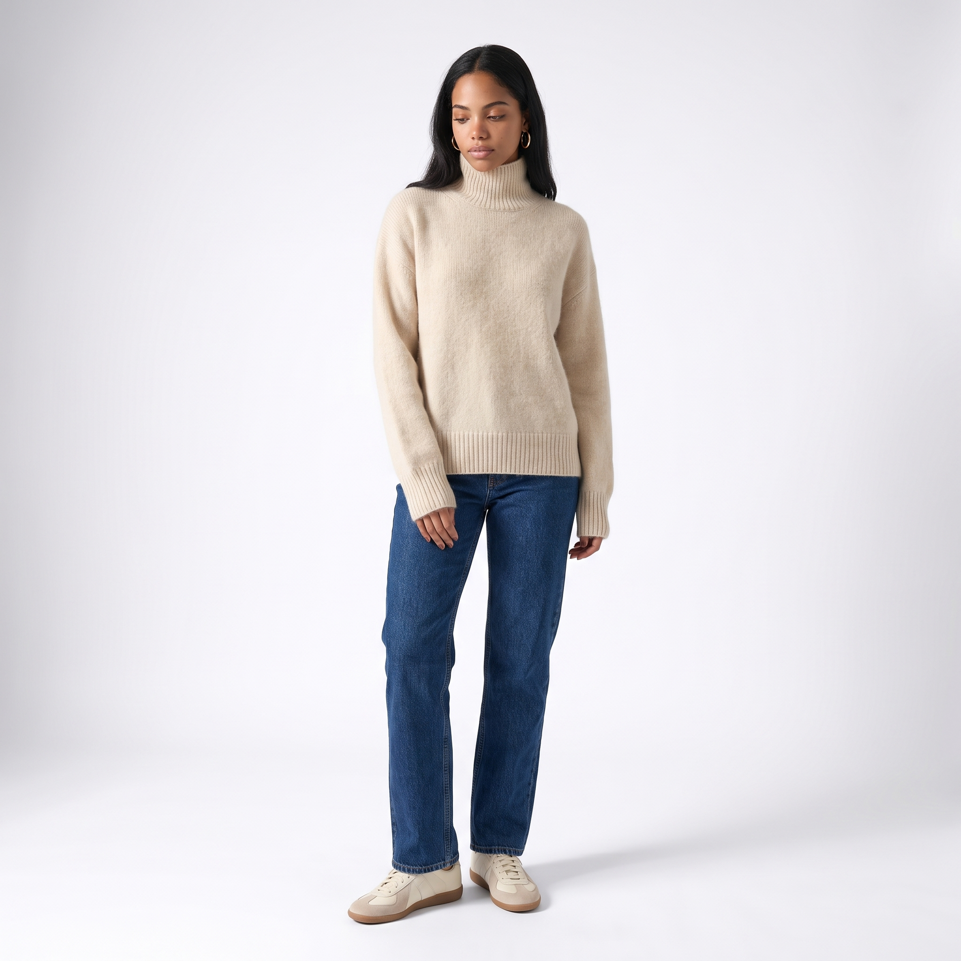 Sunoire womens cashmere turtleneck sweater front hero 01