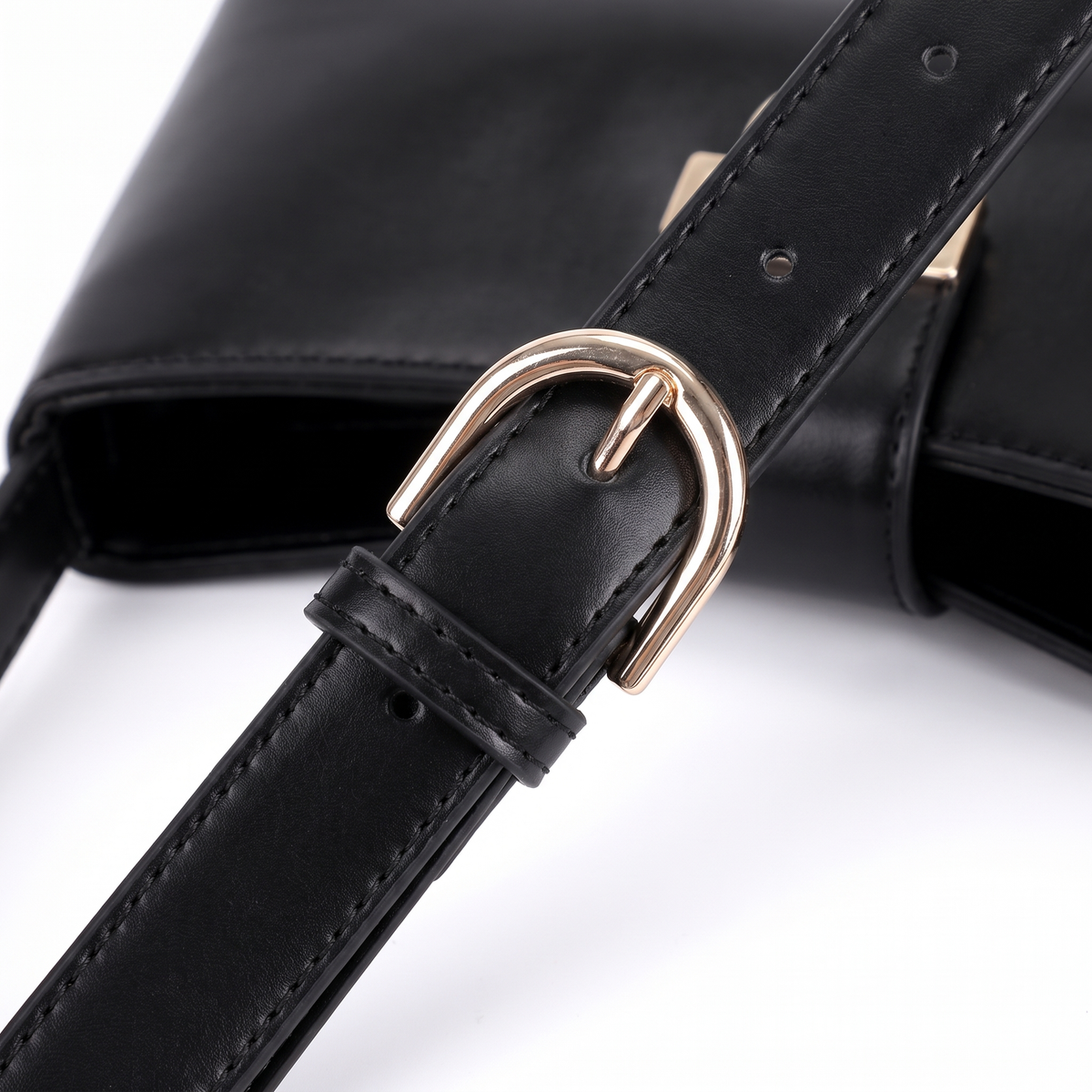 Women's Faux Leather Shoulder Bag, detail close-up