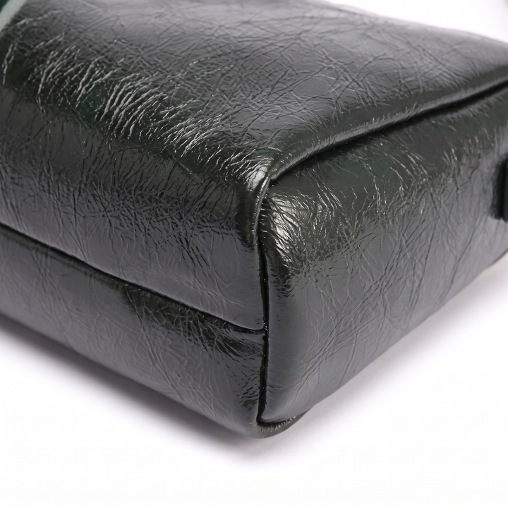 Women's Glossy Faux Leather Chain Shoulder Bag, detail close-up