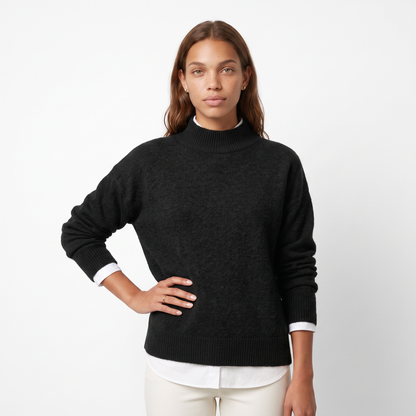 Sunoire womens loose fit cashmere sweater colorway black front crop 01
