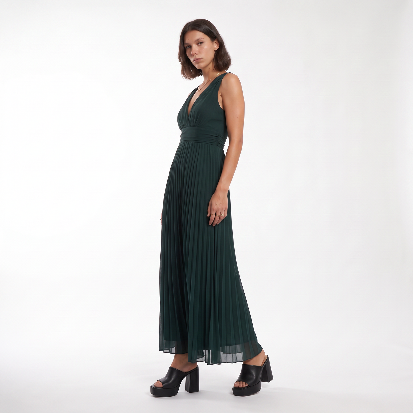Sunoire womens pleated v neck maxi dress elegant flowing occasion dress three quarter 01