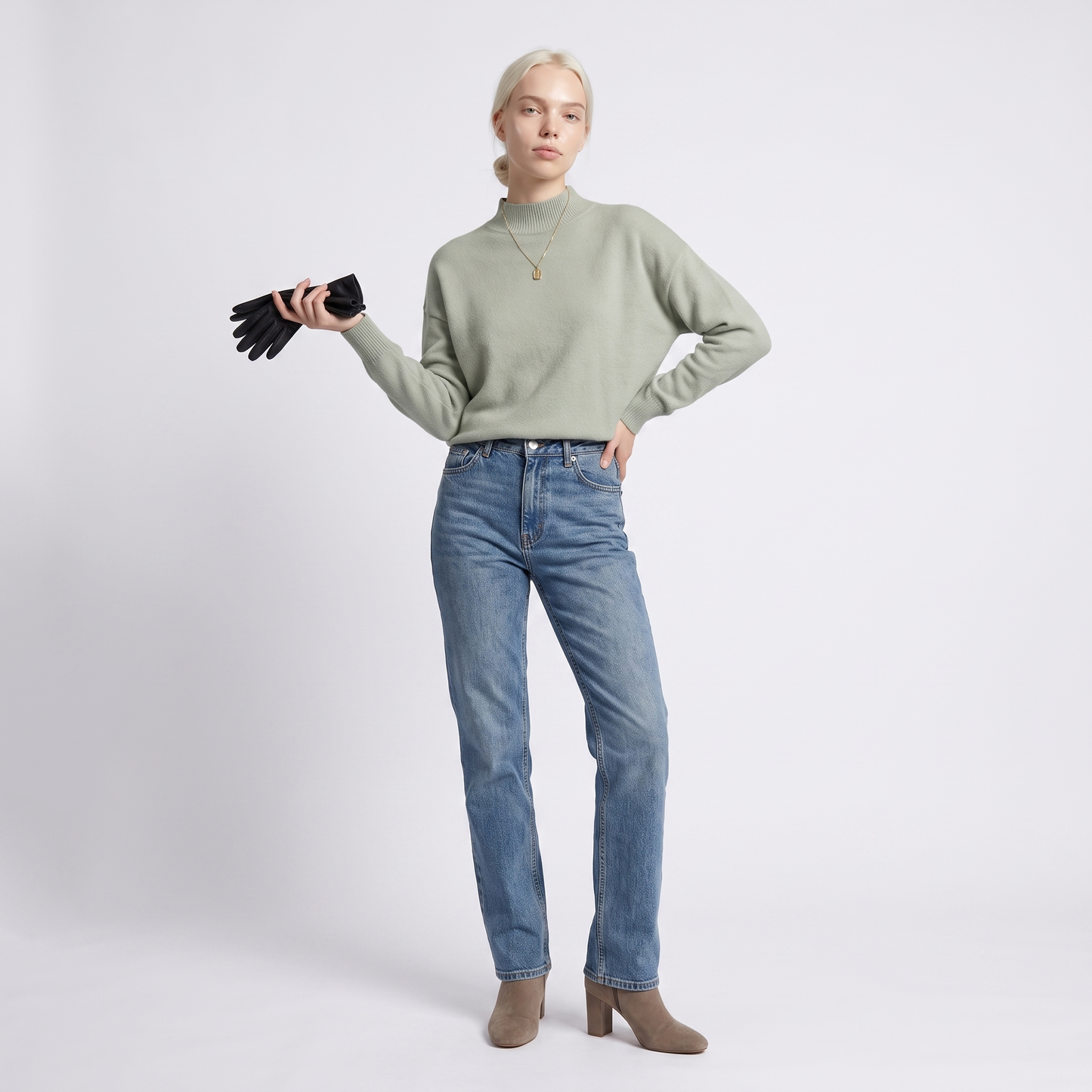 Sunoire womens turtleneck knit sweater front hero 01
