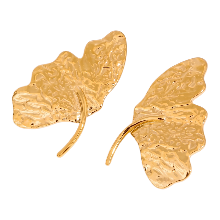 Sunoire summer beach holiday style 18k gold stainless steel hammered ginkgo leaf stud earring elegant stylish personality leaves earring 01 flatlay gold